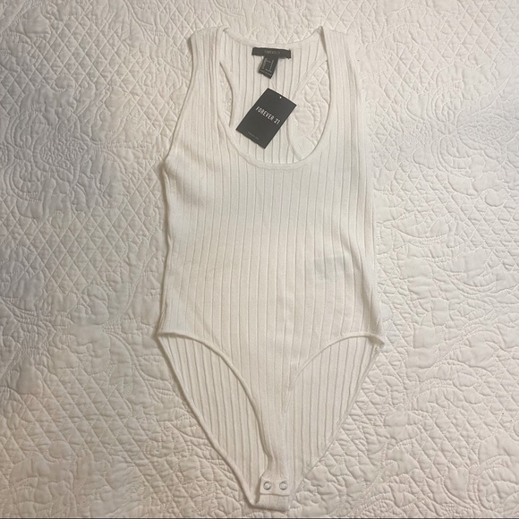 Forever 21 Tops - NWT Forever21 Ribbed Ivory Bodysuit.
